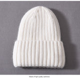 Silk-Lined Cashmere Beanie – Luxury Winter Hat