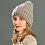 Silk-Lined Cashmere Beanie – Luxury Winter Hat