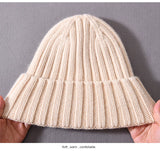 Silk-Lined Cashmere Beanie – Luxury Winter Hat