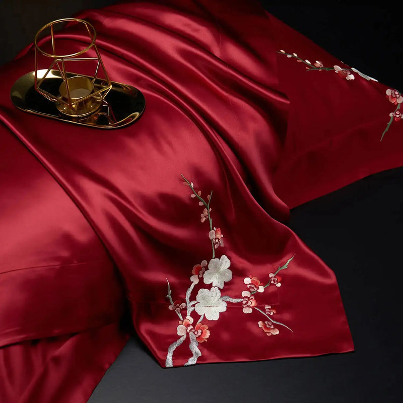 Red Rose Elegance: Pure Mulberry Silk Pillowcase with Floral Embroidery