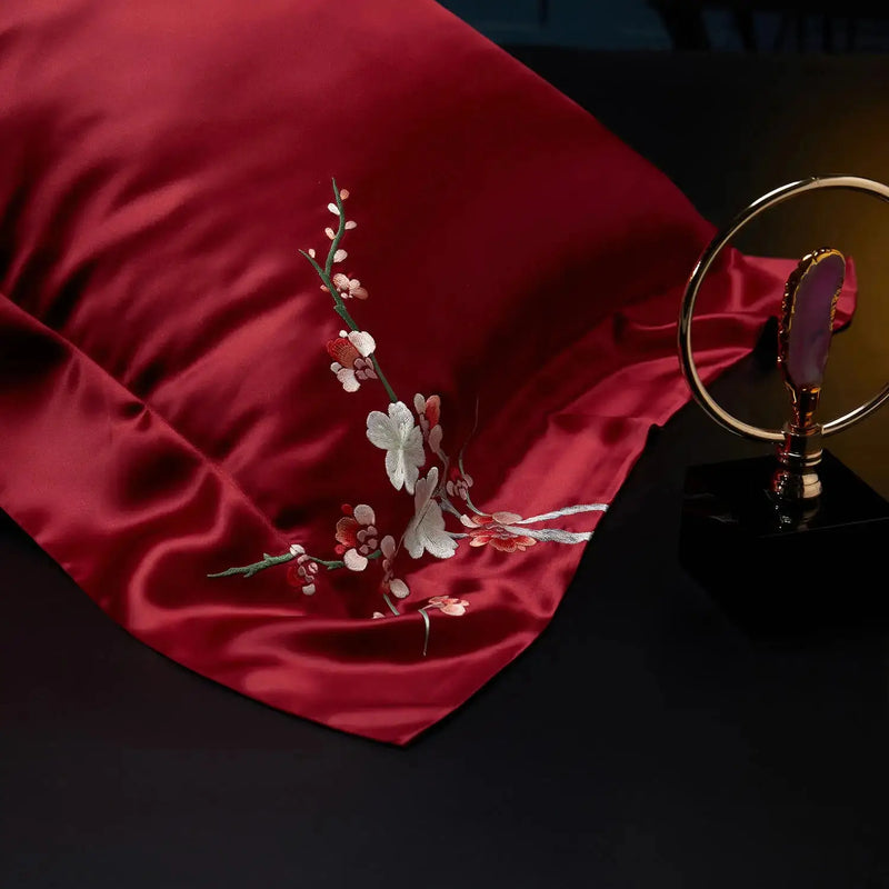 Red Rose Elegance: Pure Mulberry Silk Pillowcase with Floral Embroidery